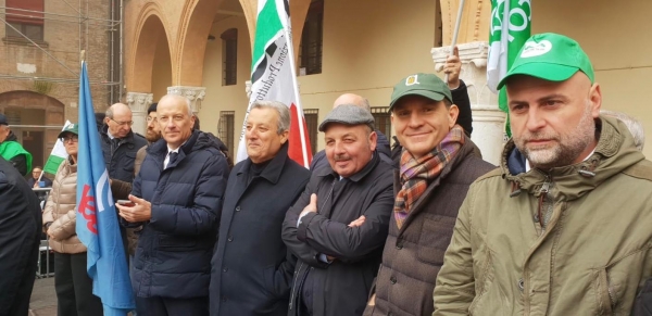 Ferrara, 5000 agricoltori in piazza